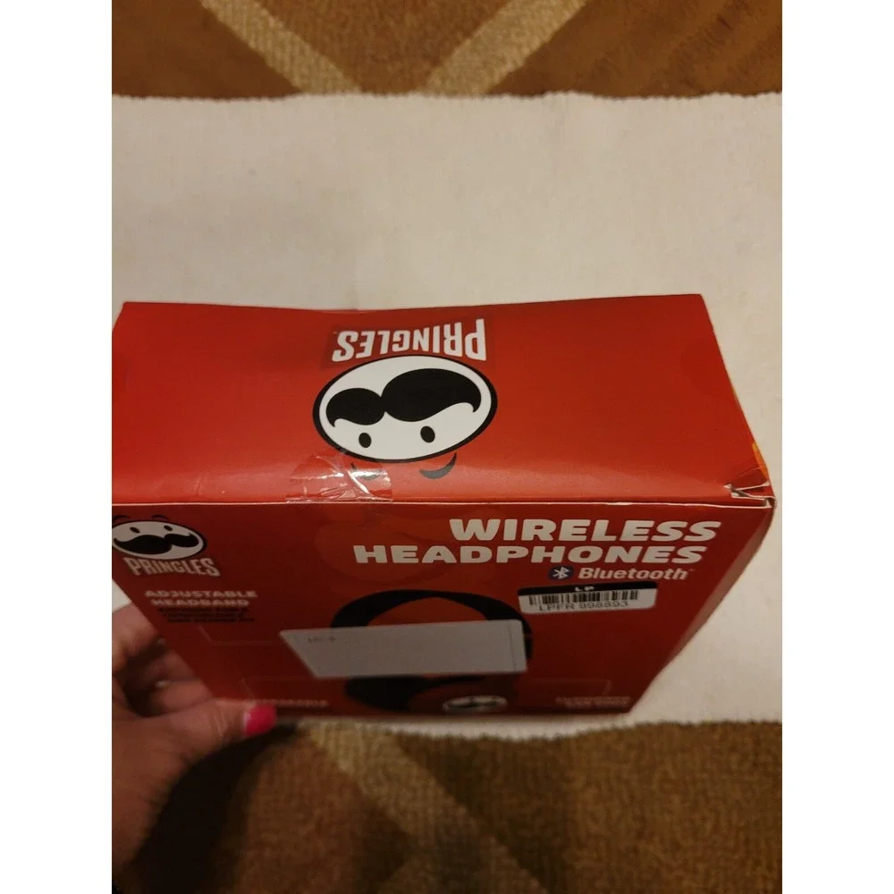 Pringles Wireless Bluetooth Headphones in Red